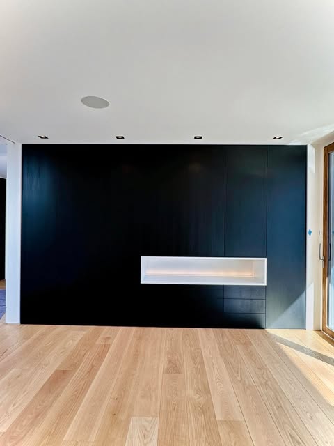 Skab bed finere låger